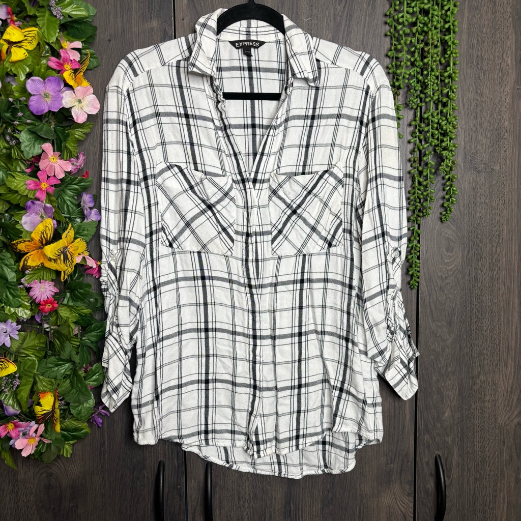 **5/$25 Express Plaid Button-Up Shirt Size Xs